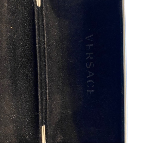 Versace Off White & Gold Sunglass  Case - Picture 6 of 7